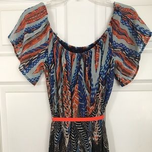 Cute off the shoulder dress! Great for weddings!